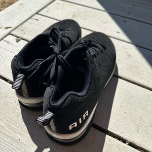 Men’s Black Nike AIR Sneakers